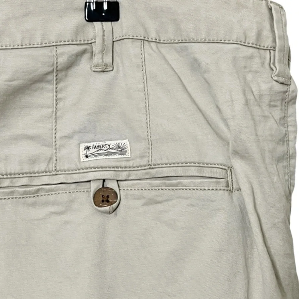 Faherty Island Life‎ Shorts Men's Size 40 Beige Organic Cotton Stretch Casual